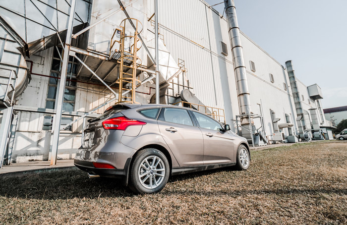 xe ford focus trend 5